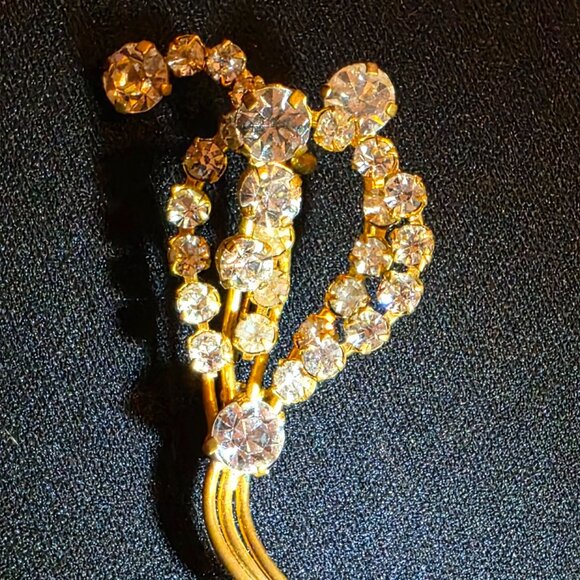 Made in Austria‎ Gold-Tone & Clear Rhinestone Floral Brooch Pin - Picture 8 of 14